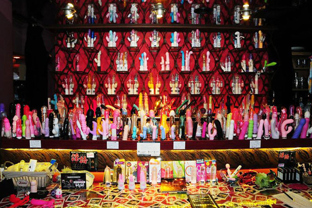 ����ȂɈႤ�I���{�Ɛ��E�̃I�i�j�[����I���{�͏����̃I�i�j�[��i��